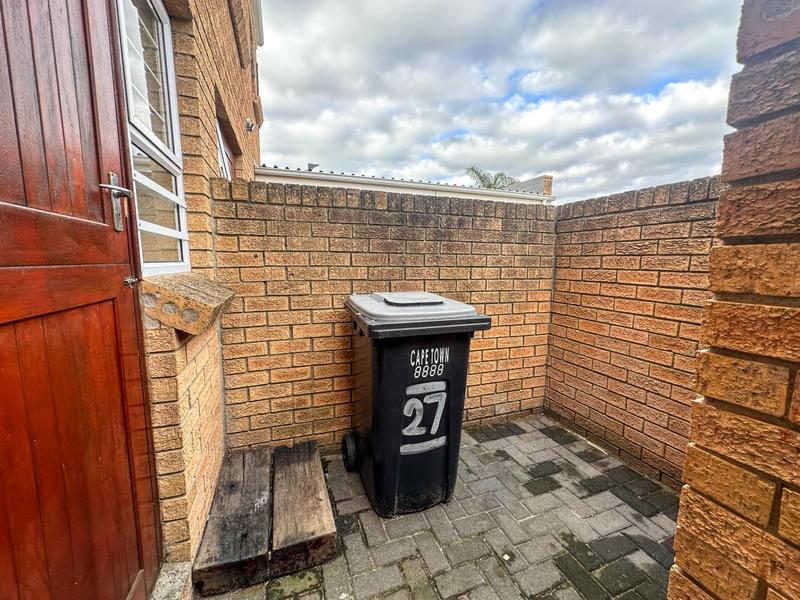 2 Bedroom Property for Sale in Protea Heights Western Cape